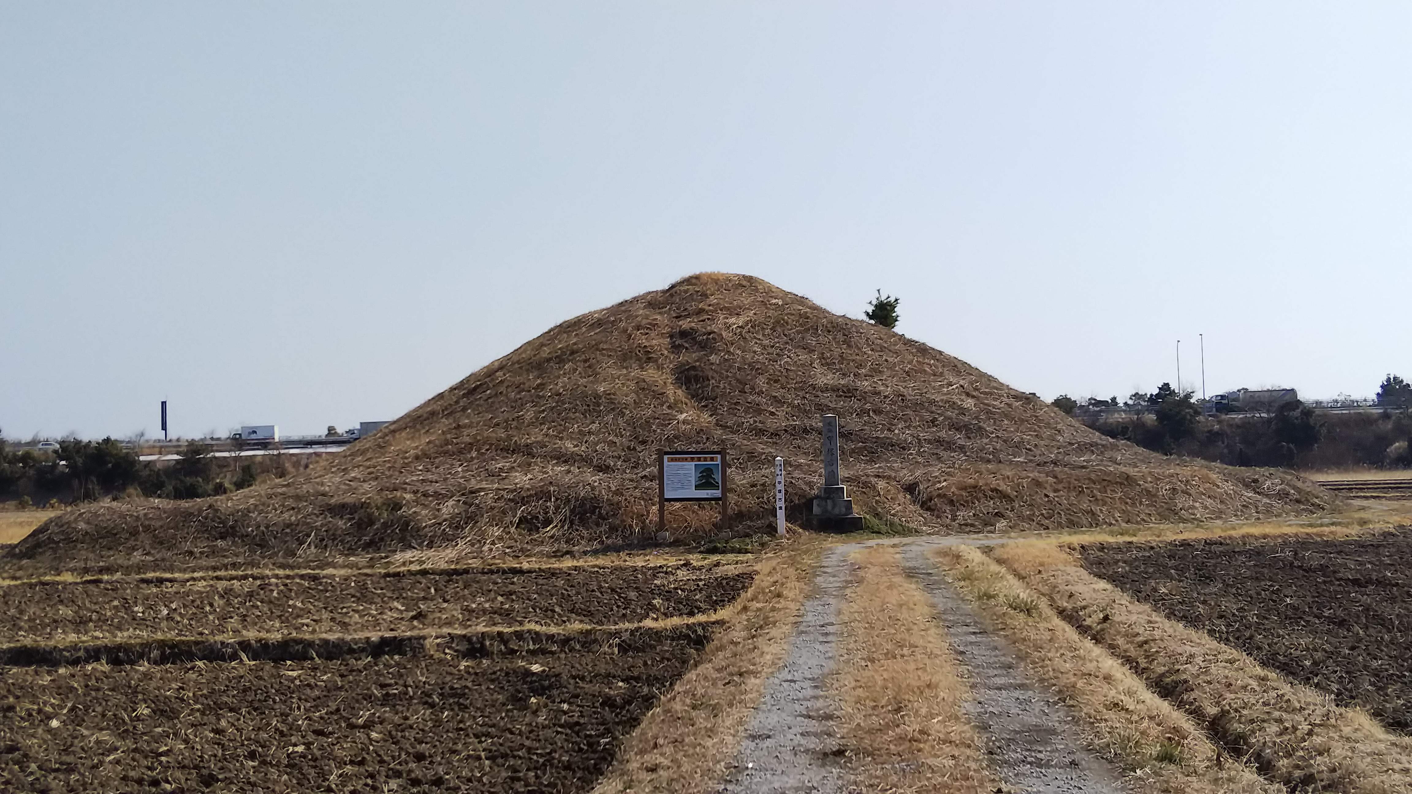 🌳 투구 무덤 공원(카부토즈카 코엔) 이미지 6